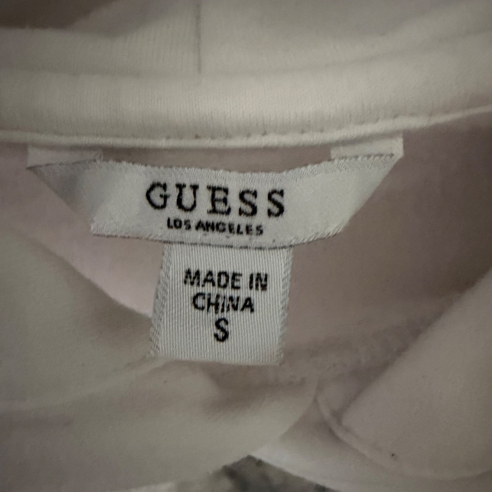 GUESS LOGO HOODIE - Picture 3 of 6